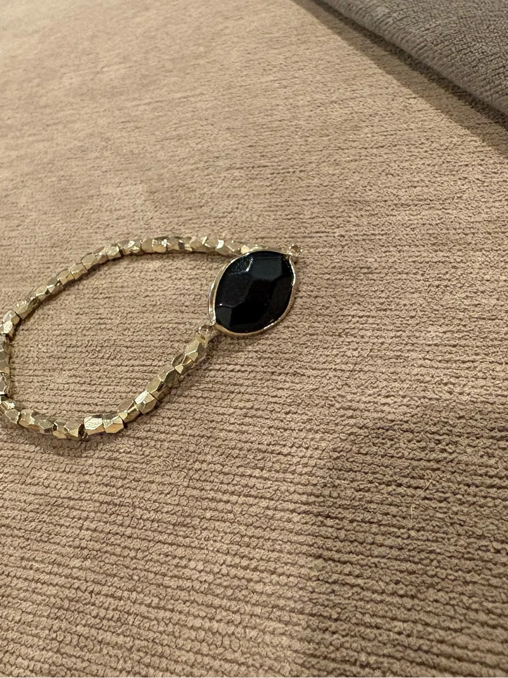 Stretch Bracelet Womens‎ OS Gold Black Excellent Marquise Faux Onyx